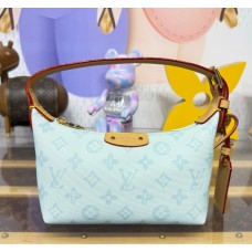 Louis Vuitton Pochette Hills M28250